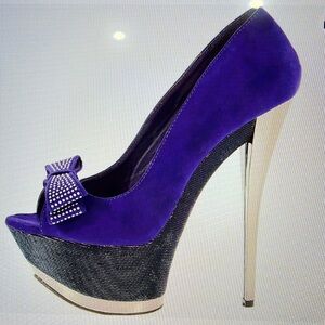 2 lips too women’s too fabulous heels size 8.5